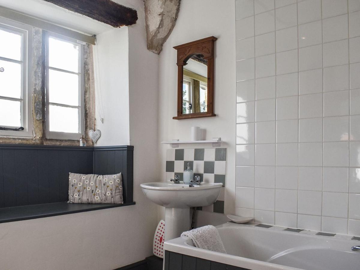 Lea Hall Farmhouse Tissington Екстериор снимка