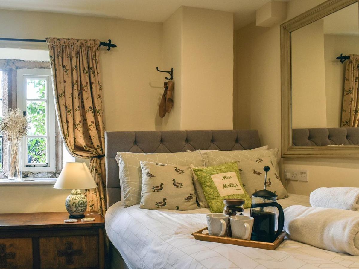 Lea Hall Farmhouse Tissington Екстериор снимка